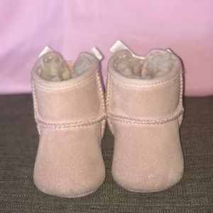 Size 0/1 Jessie Bow Uggs